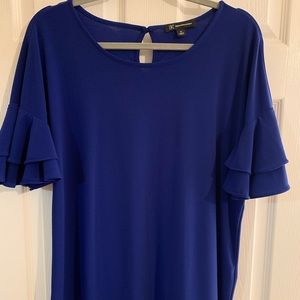 EUC INC royal blue ruffled short sleeve shirt